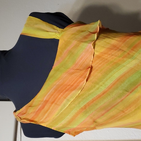 Silk Top in Citrus Colors, Sz M - Picture 2 of 16
